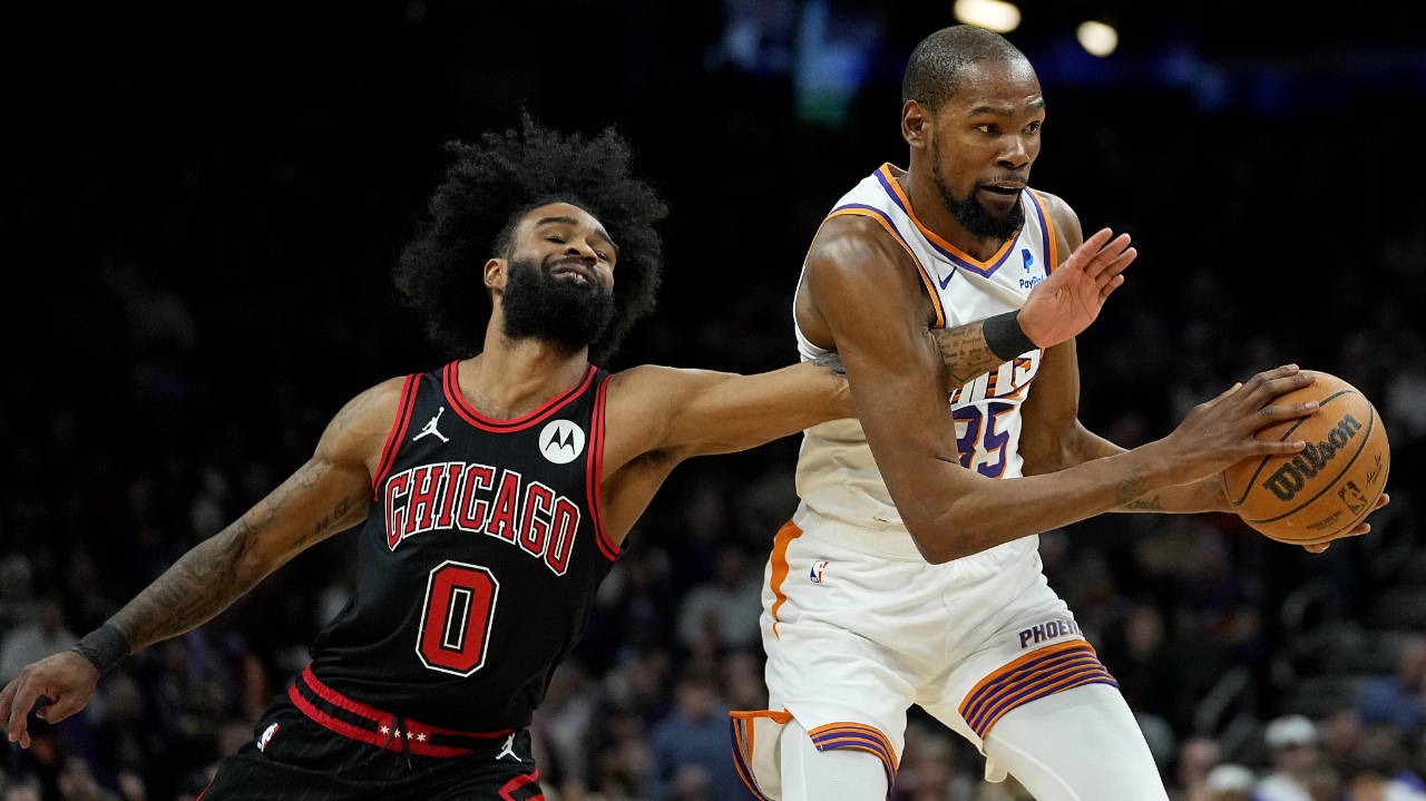 德罗赞三分球绝杀，带领球队获胜的简单介绍