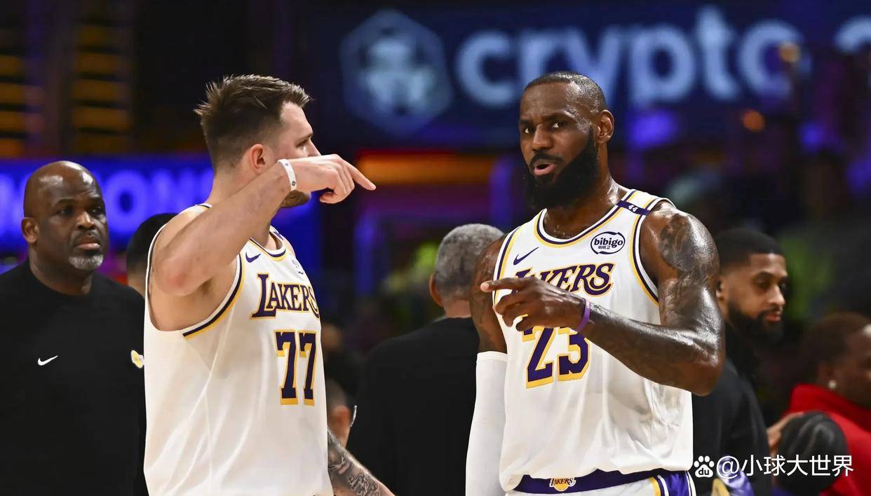 黄蜂险胜湖人，莫兰特关键表现点燃全场！