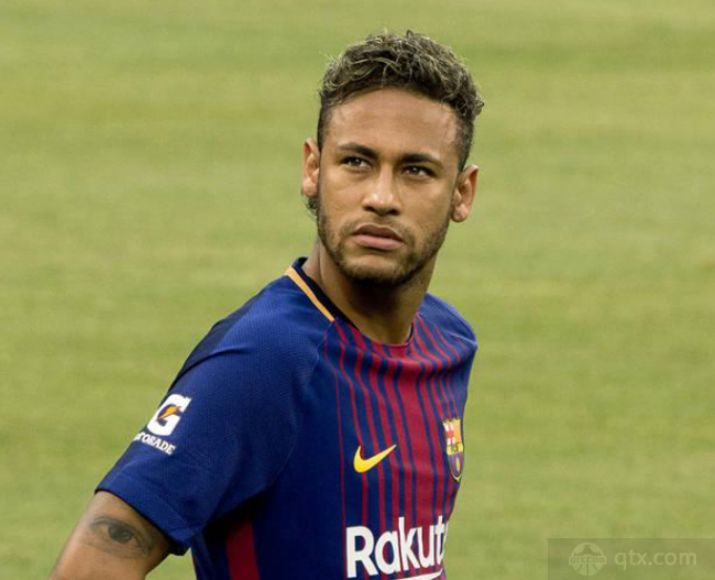 内马尔连续十场比赛得分超过战术调整，法国队不断突破！上演精彩一战的简单介绍