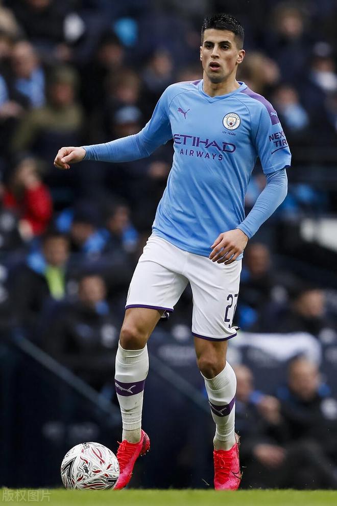 武磊刷新里程碑,皇家马德里次回合力克圣安东尼奥马刺,晋级概率达88% 武磊刷新里程碑,皇家马德里次回合力克圣安东尼奥马刺,晋级概率达88%